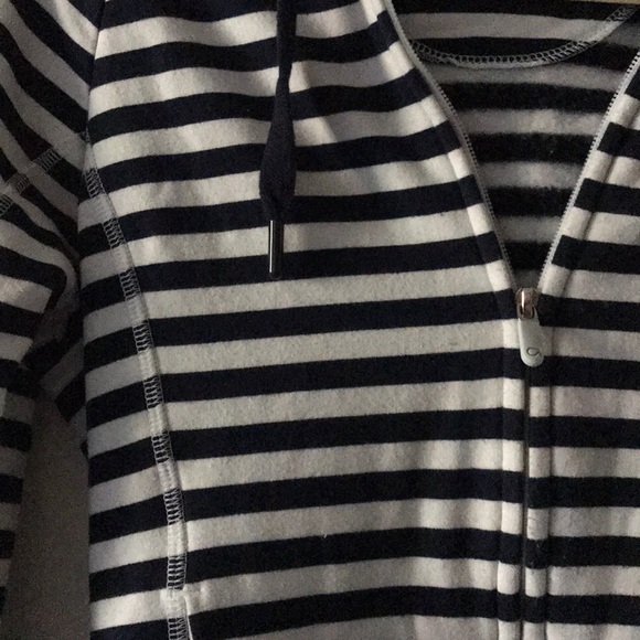 Warm jacket! - Picture 2 of 4